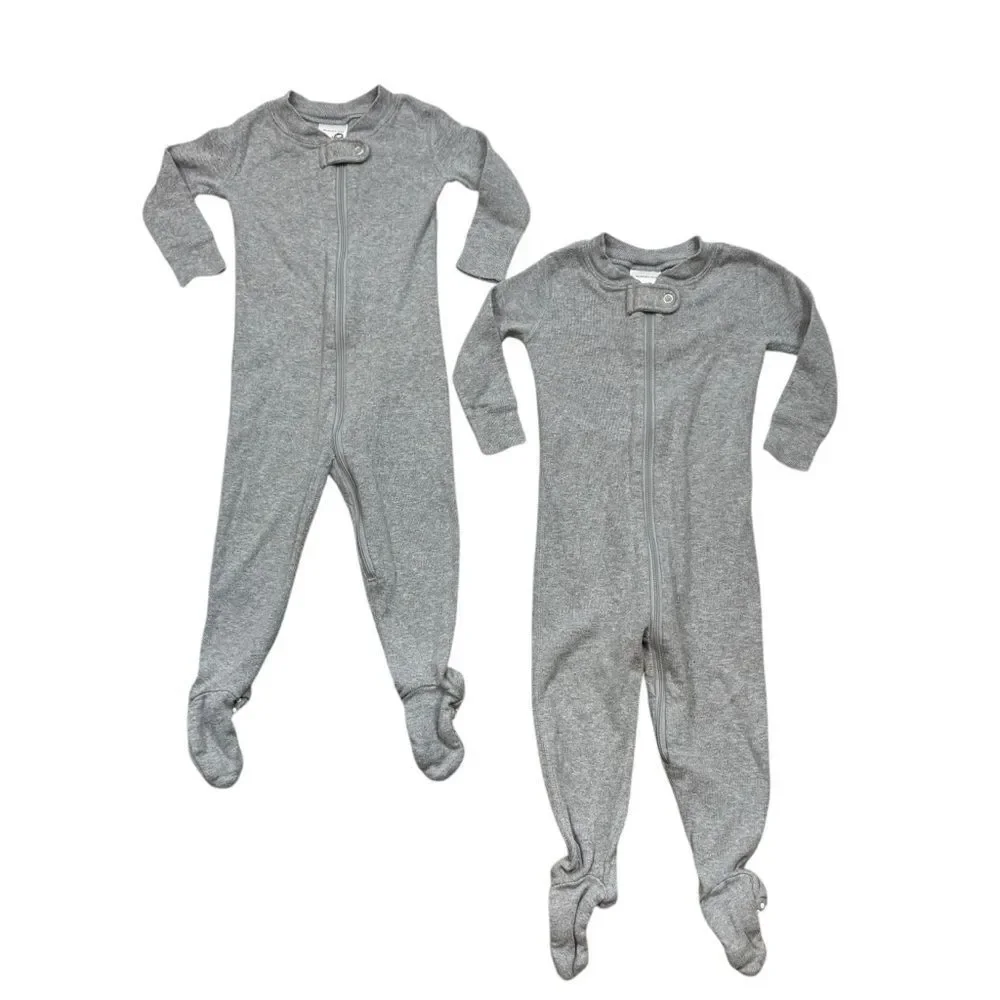 Lot of two Hanna Andersson Long Sleeve Footed Pajamas Grey Size 6-12 Months